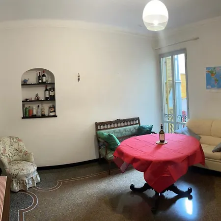 Center - 18 * Gênes